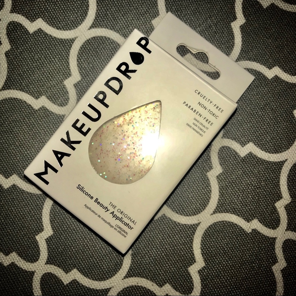 Makeup Drop Silicone Beauty Applicator